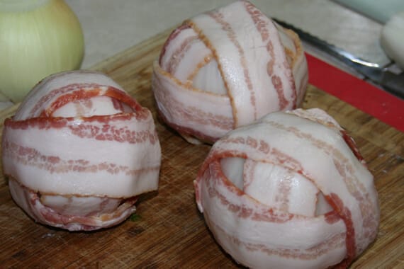 Bacon-wrapmeatballs